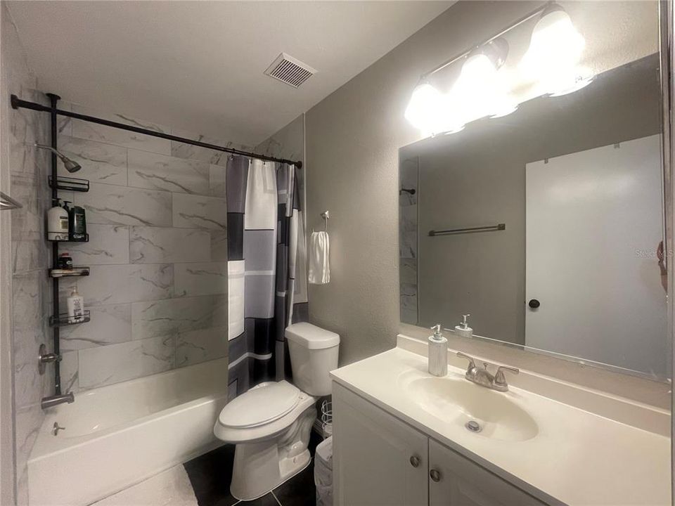 For Sale: $375,000 (3 beds, 2 baths, 1875 Square Feet)