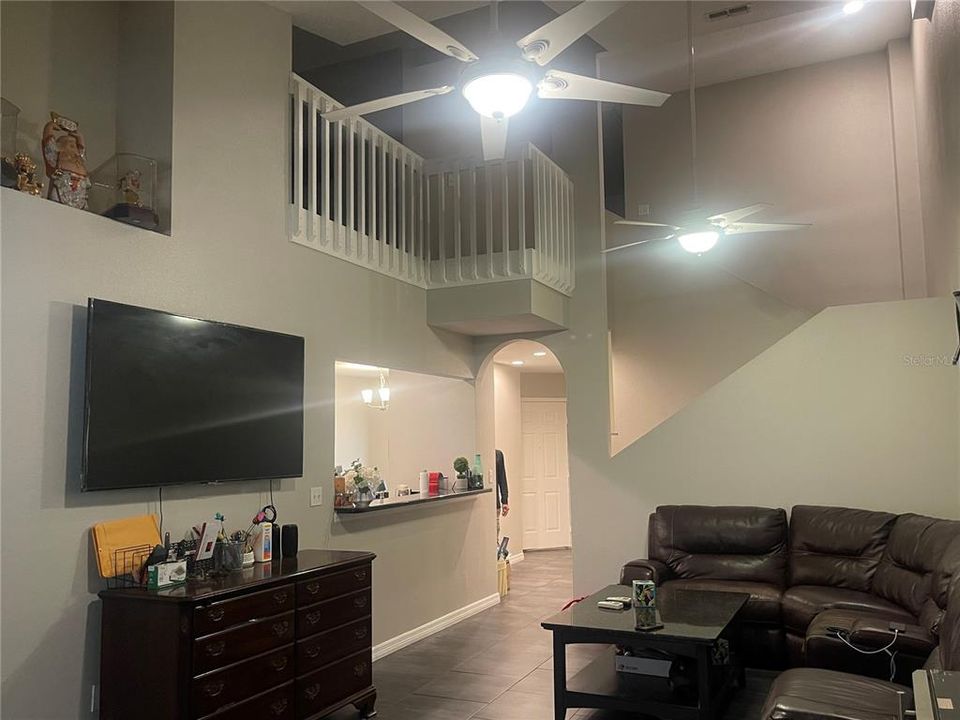 For Sale: $375,000 (3 beds, 2 baths, 1875 Square Feet)