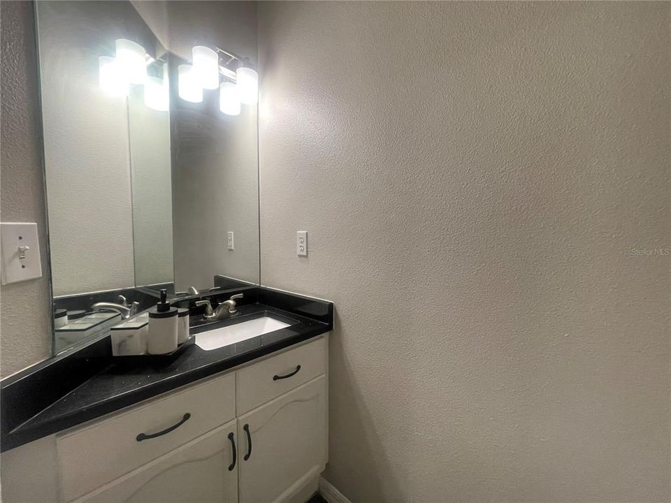 For Sale: $375,000 (3 beds, 2 baths, 1875 Square Feet)