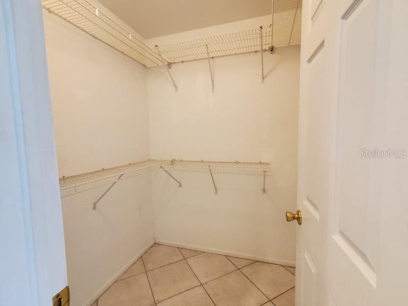 出租: $3,000 (2 贝兹, 2 浴室, 1024 平方英尺)