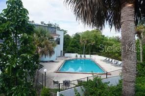 На продажу: $85,000 (1 спален, 1 ванн, 642 Квадратных фут)