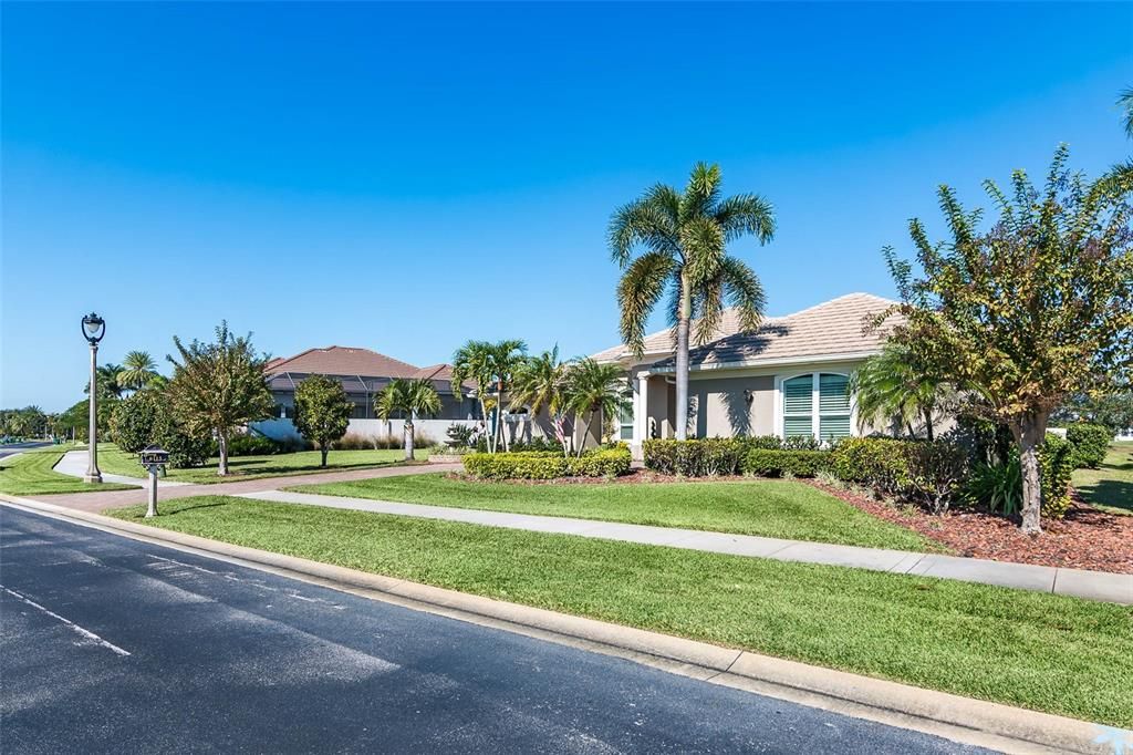 En Venta: $850,000 (4 camas, 2 baños, 2848 Pies cuadrados)