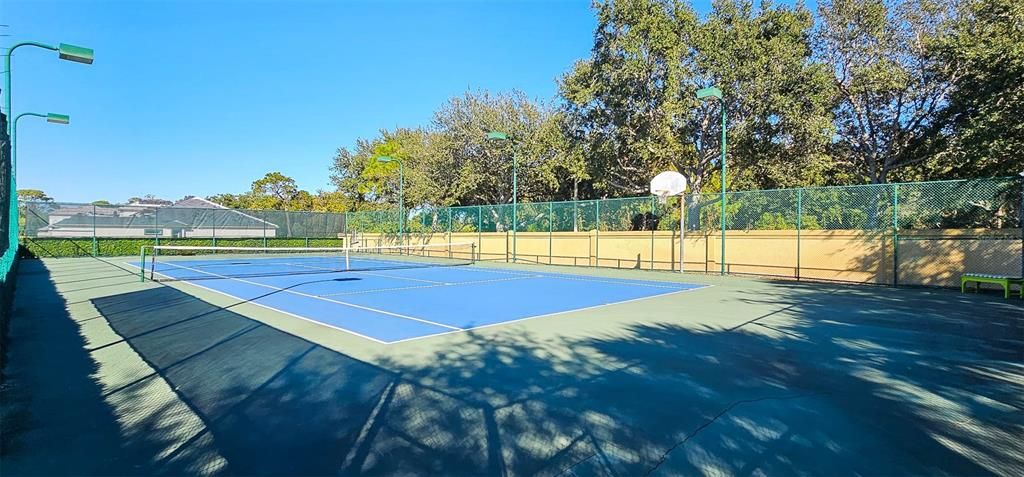 En Venta: $850,000 (4 camas, 2 baños, 2848 Pies cuadrados)