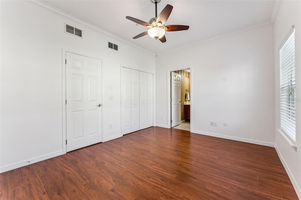 待售: $599,000 (3 贝兹, 3 浴室, 2037 平方英尺)