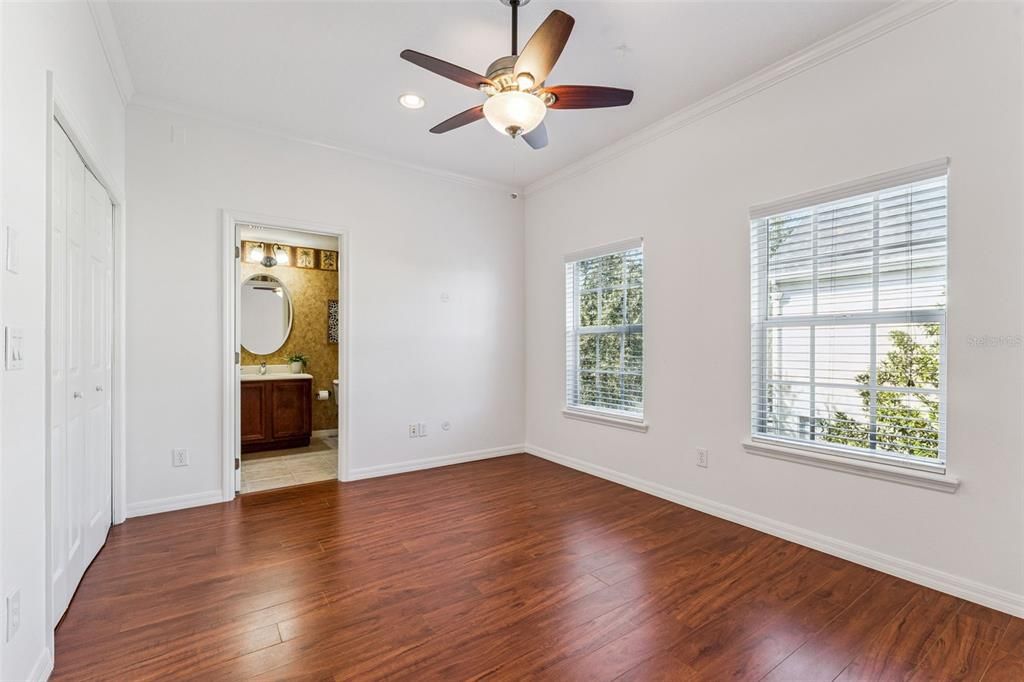 待售: $599,000 (3 贝兹, 3 浴室, 2037 平方英尺)