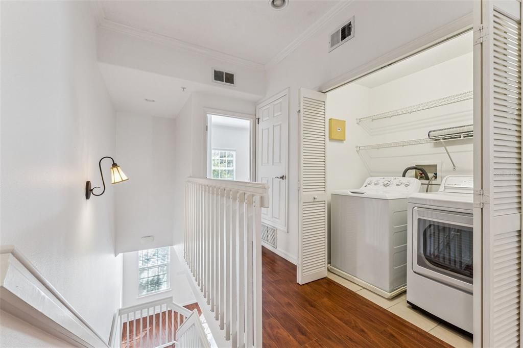 待售: $599,000 (3 贝兹, 3 浴室, 2037 平方英尺)