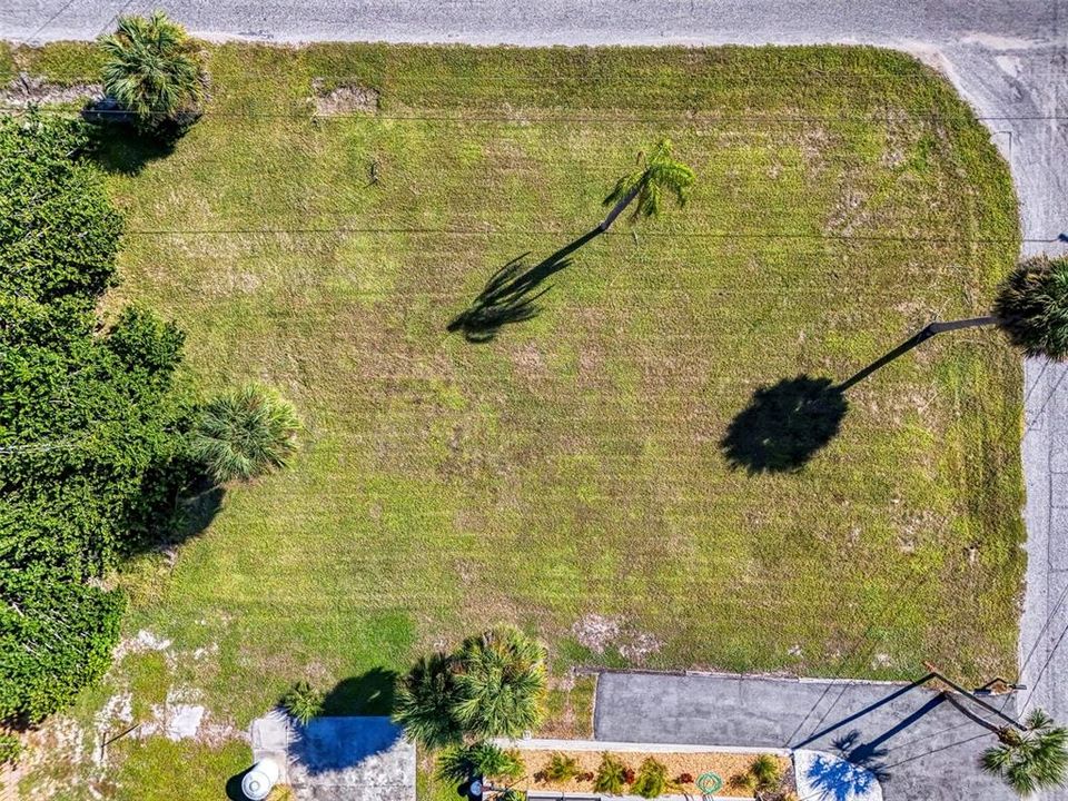 For Sale: $125,000 (0.25 acres)