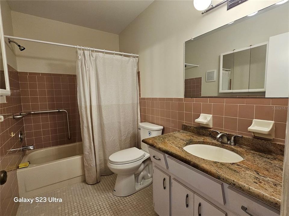 出租: $1,650 (2 贝兹, 2 浴室, 1400 平方英尺)