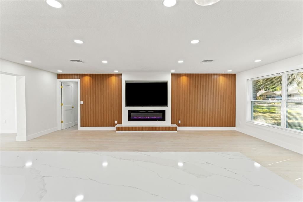 Activo con contrato: $495,000 (3 camas, 2 baños, 1780 Pies cuadrados)