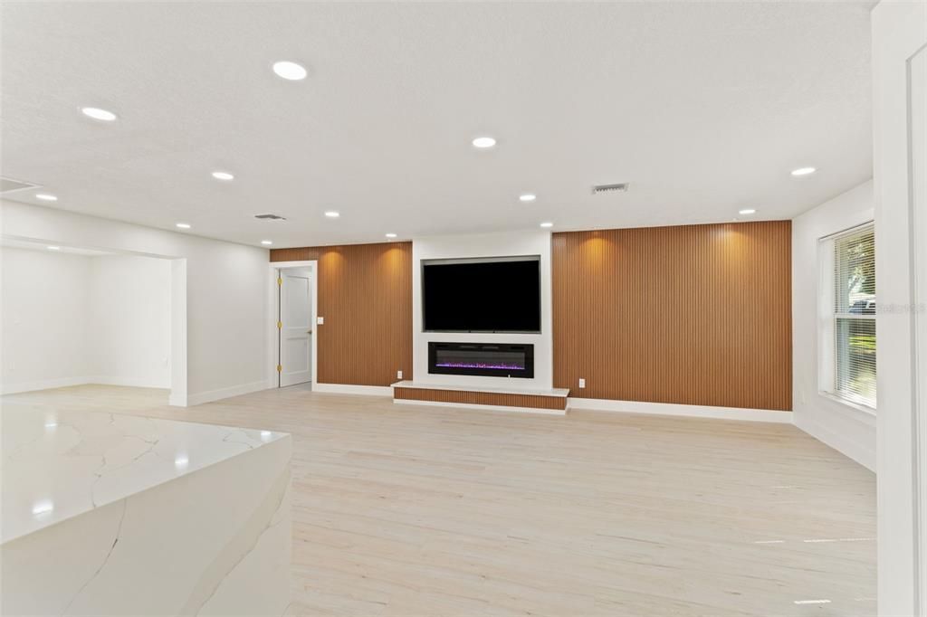 Activo con contrato: $495,000 (3 camas, 2 baños, 1780 Pies cuadrados)