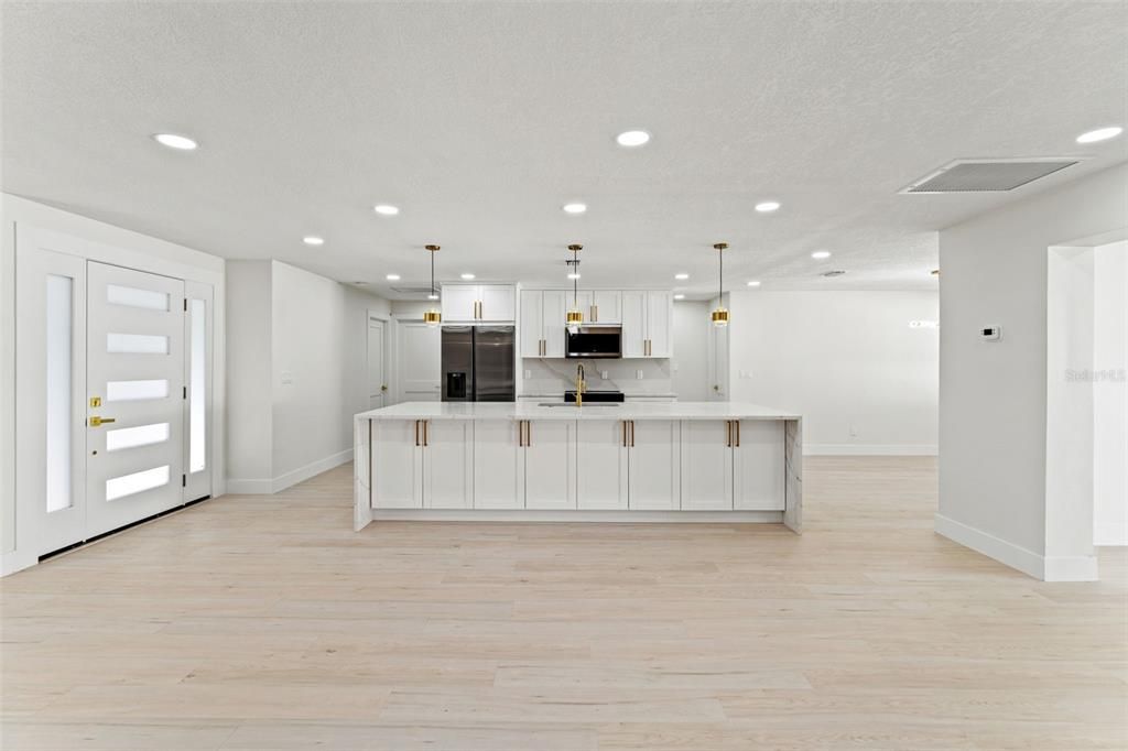 Activo con contrato: $495,000 (3 camas, 2 baños, 1780 Pies cuadrados)