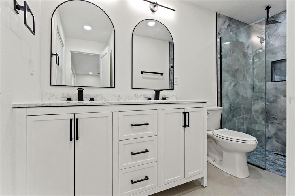 Activo con contrato: $495,000 (3 camas, 2 baños, 1780 Pies cuadrados)