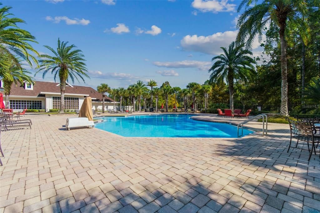 En Venta: $699,000 (4 camas, 3 baños, 3160 Pies cuadrados)