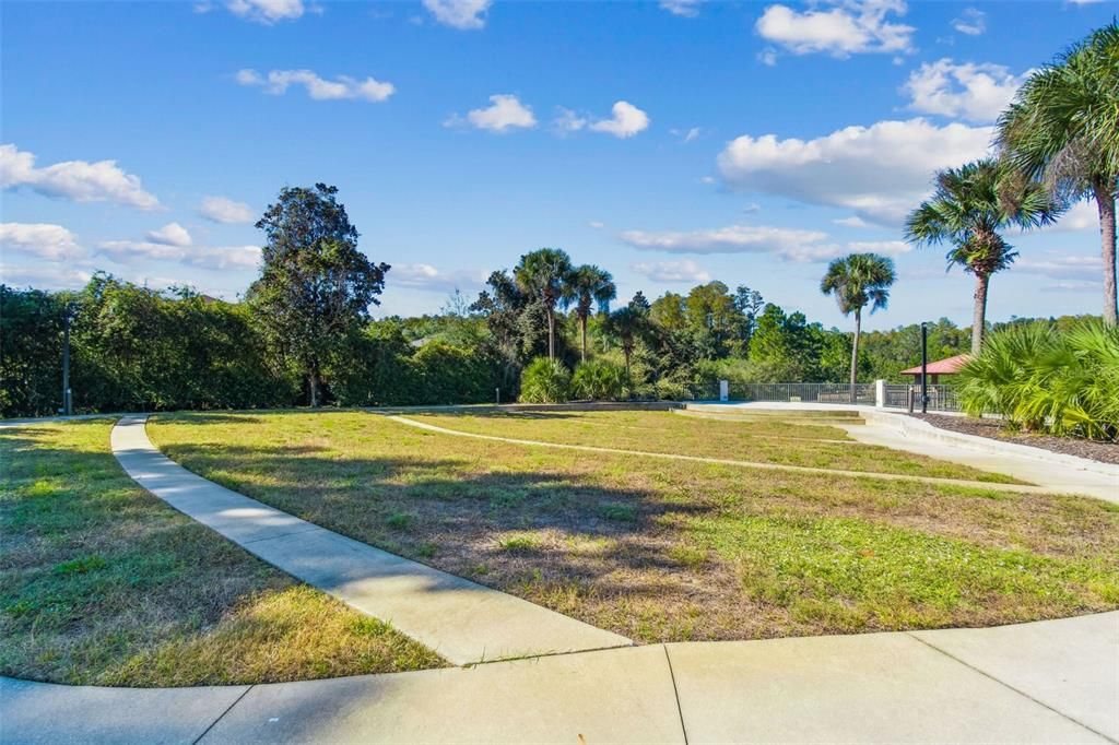 En Venta: $699,000 (4 camas, 3 baños, 3160 Pies cuadrados)