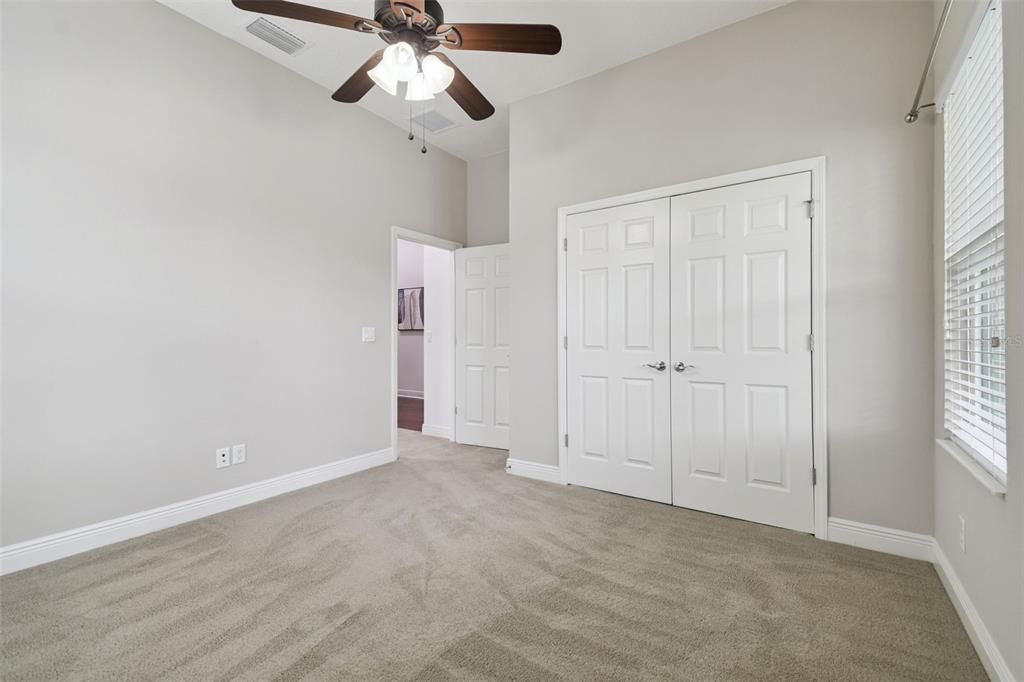 En Venta: $699,000 (4 camas, 3 baños, 3160 Pies cuadrados)