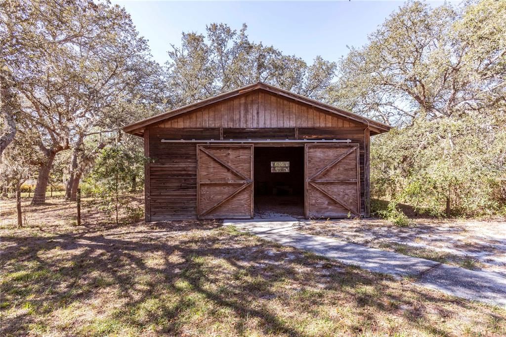 For Sale: $925,000 (5 beds, 3 baths, 4774 Square Feet)