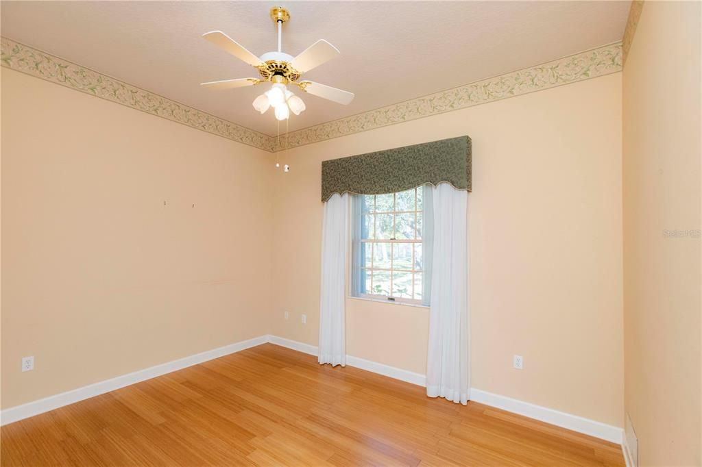 For Sale: $925,000 (5 beds, 3 baths, 4774 Square Feet)