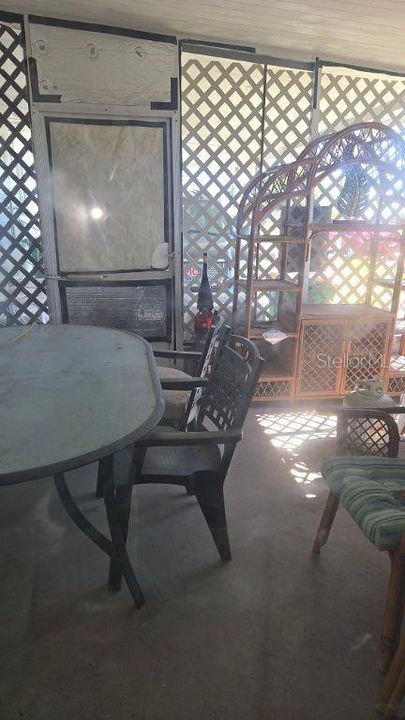 For Sale: $115,000 (3 beds, 1 baths, 588 Square Feet)