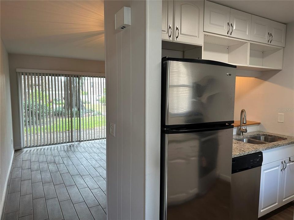 For Rent: $1,250 (1 beds, 1 baths, 543 Square Feet)