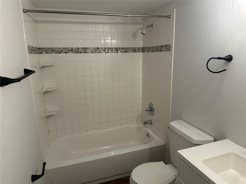 For Rent: $1,250 (1 beds, 1 baths, 543 Square Feet)