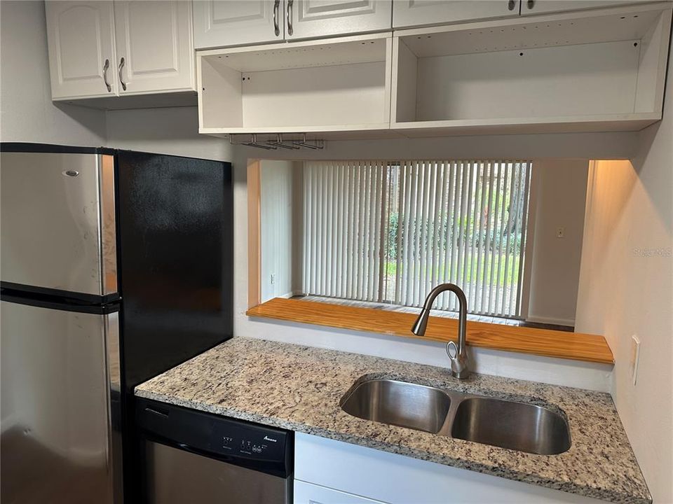 For Rent: $1,250 (1 beds, 1 baths, 543 Square Feet)