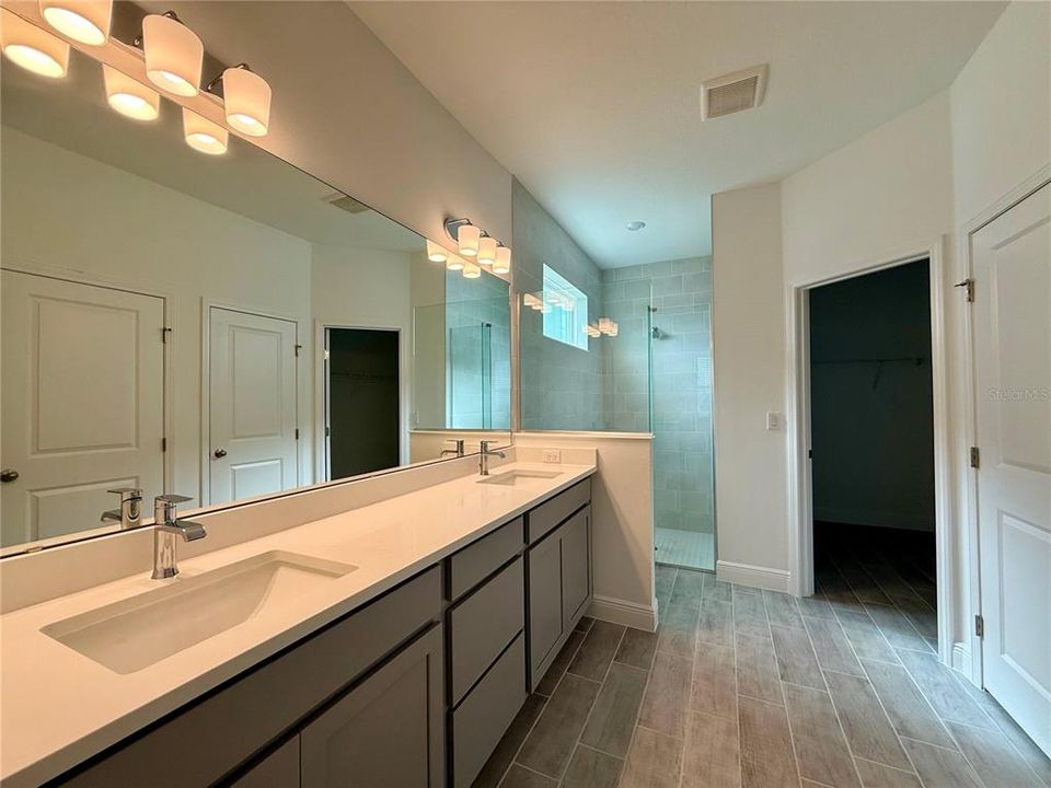 En Renta: $4,590 (6 camas, 4 baños, 3496 Pies cuadrados)