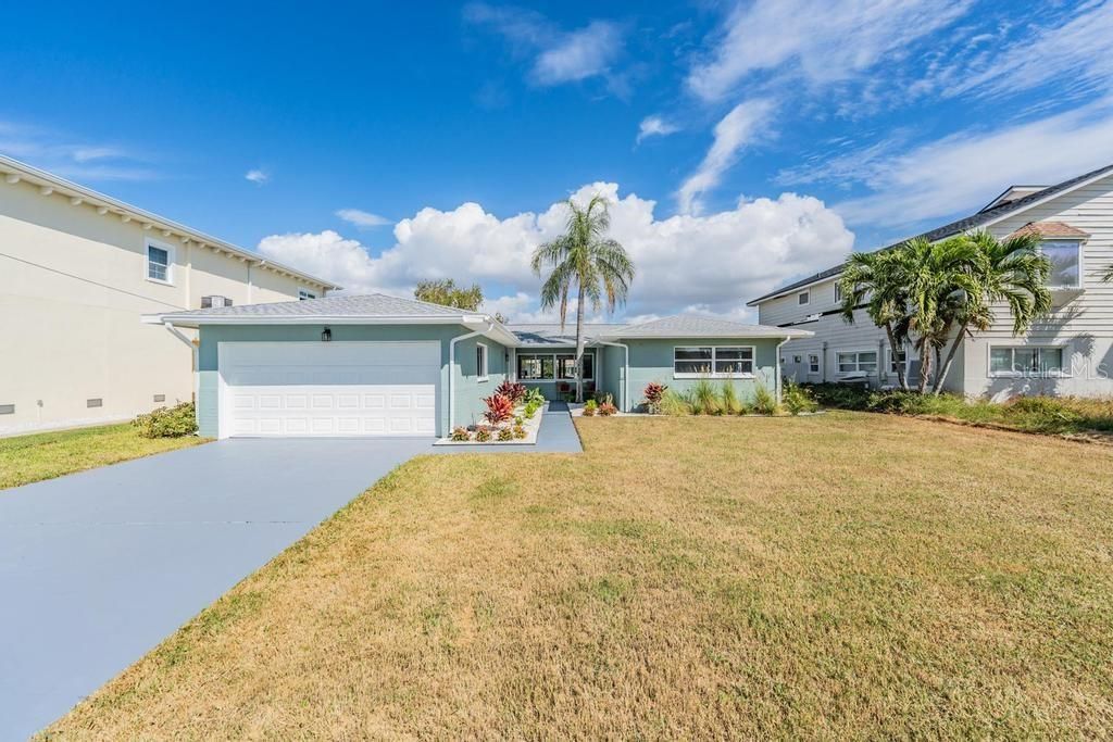 En Venta: $1,125,000 (3 camas, 2 baños, 1572 Pies cuadrados)