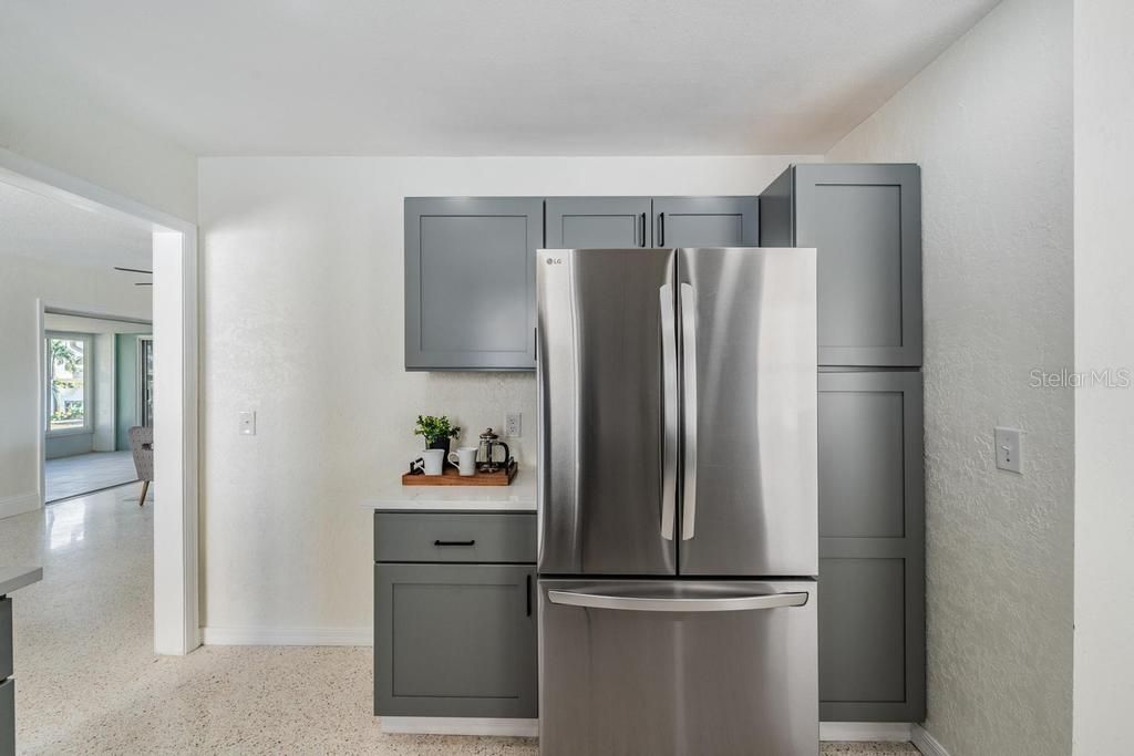 En Venta: $1,125,000 (3 camas, 2 baños, 1572 Pies cuadrados)