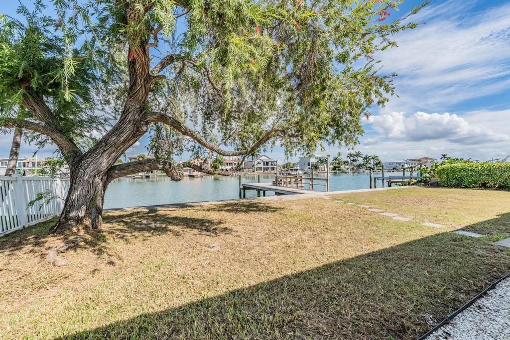 En Venta: $1,125,000 (3 camas, 2 baños, 1572 Pies cuadrados)