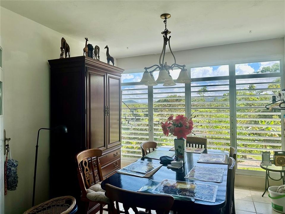 For Sale: $475,000 (7 beds, 4 baths, 0 Square Feet)