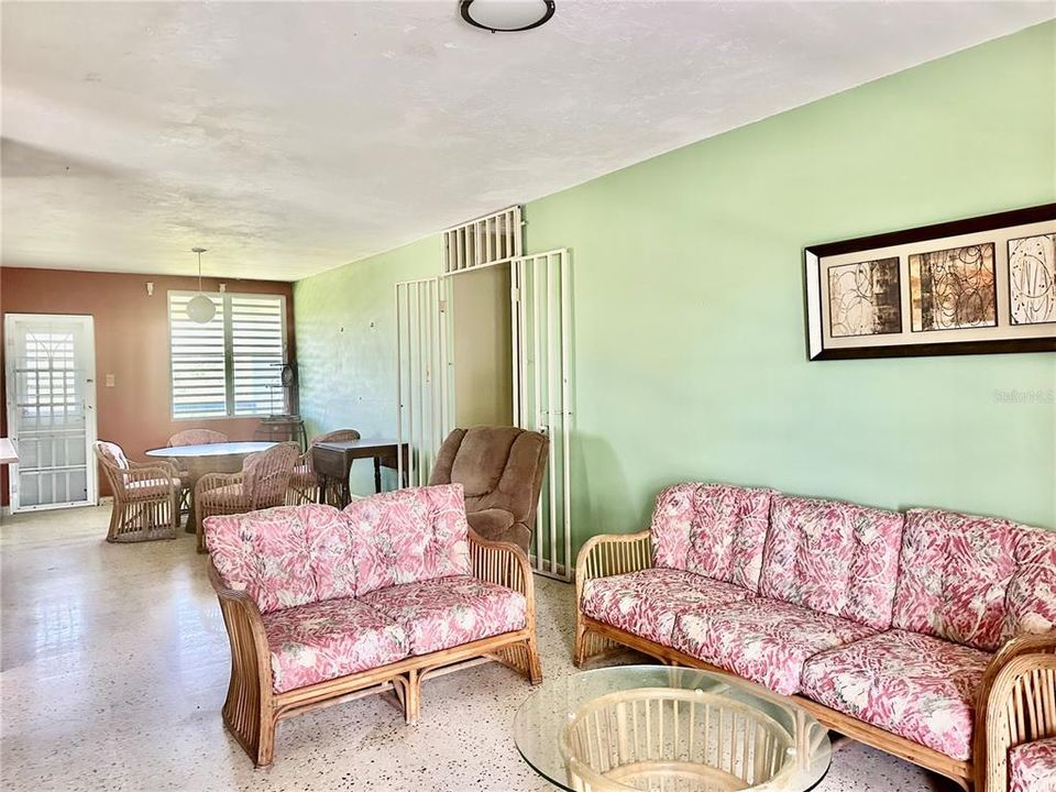 For Sale: $475,000 (7 beds, 4 baths, 0 Square Feet)