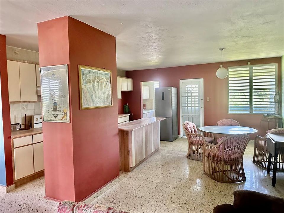 For Sale: $475,000 (7 beds, 4 baths, 0 Square Feet)