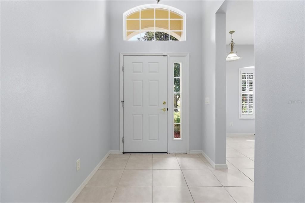 En Venta: $249,000 (2 camas, 2 baños, 1616 Pies cuadrados)