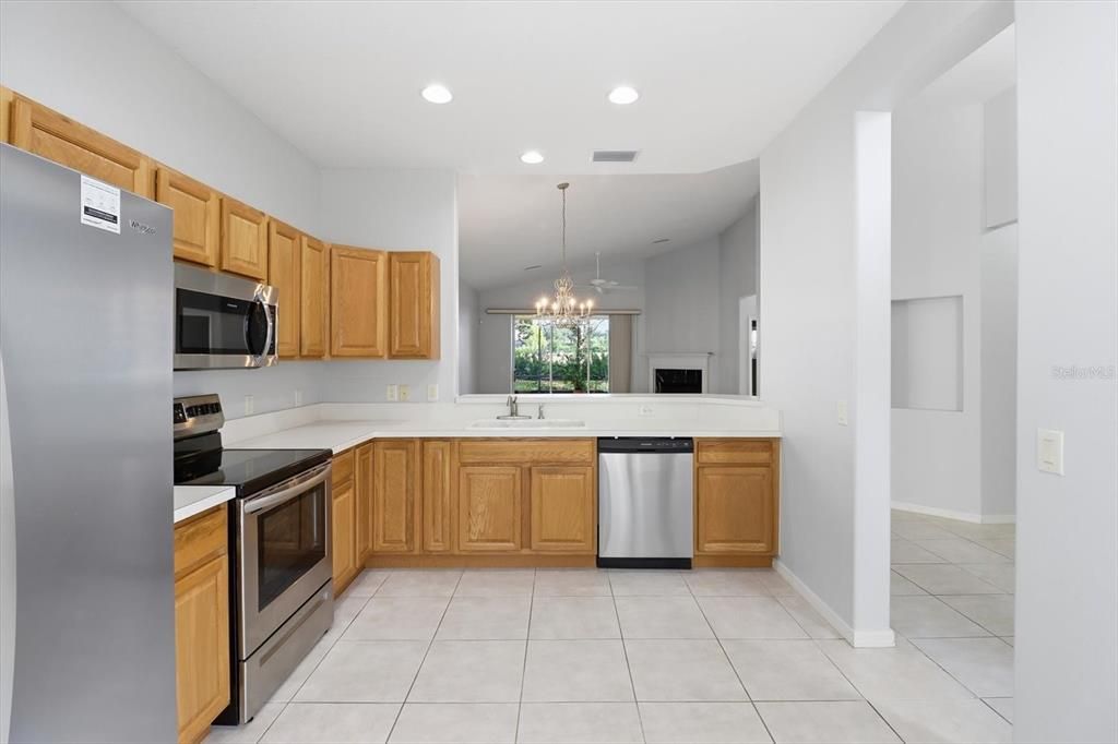 En Venta: $249,000 (2 camas, 2 baños, 1616 Pies cuadrados)