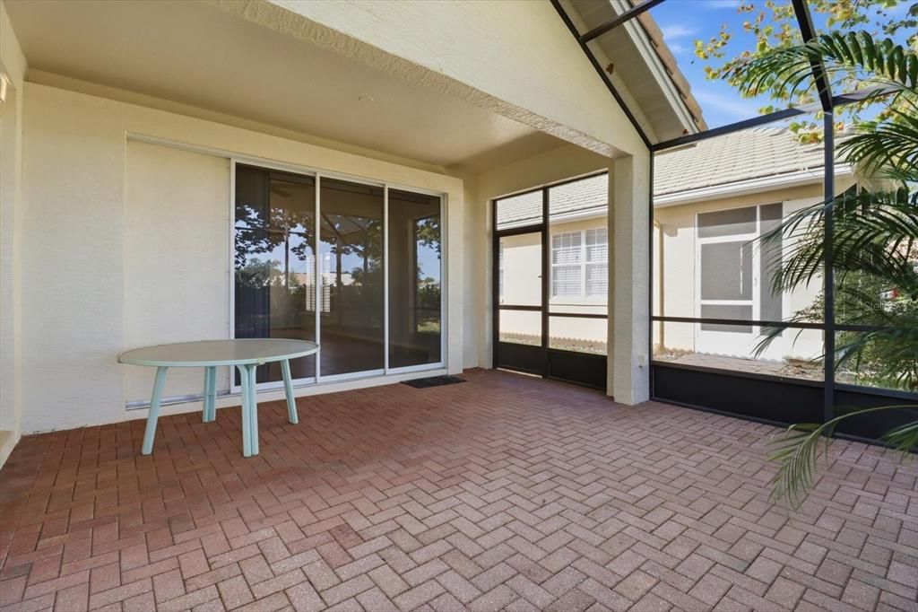 En Venta: $249,000 (2 camas, 2 baños, 1616 Pies cuadrados)