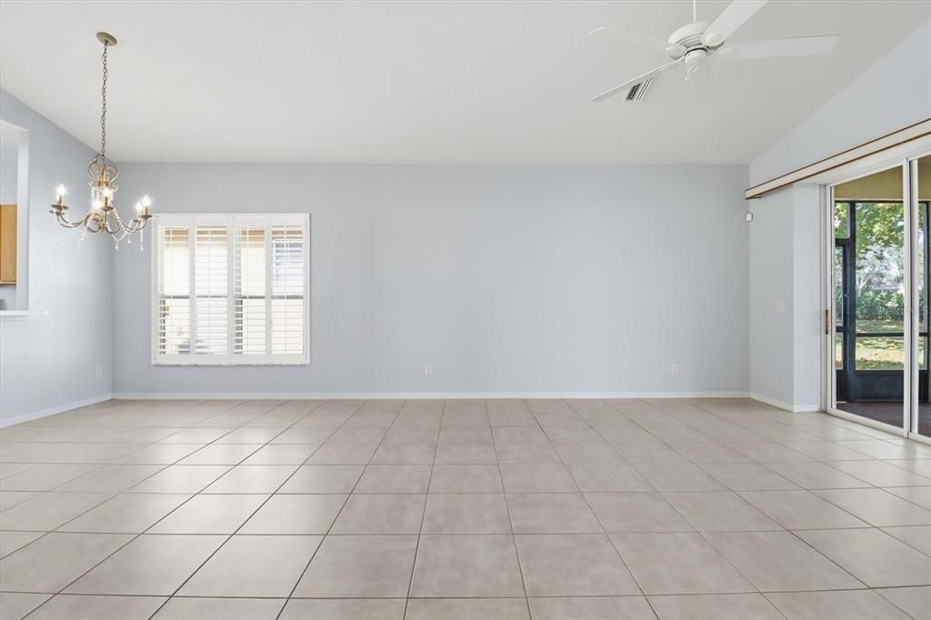 En Venta: $249,000 (2 camas, 2 baños, 1616 Pies cuadrados)