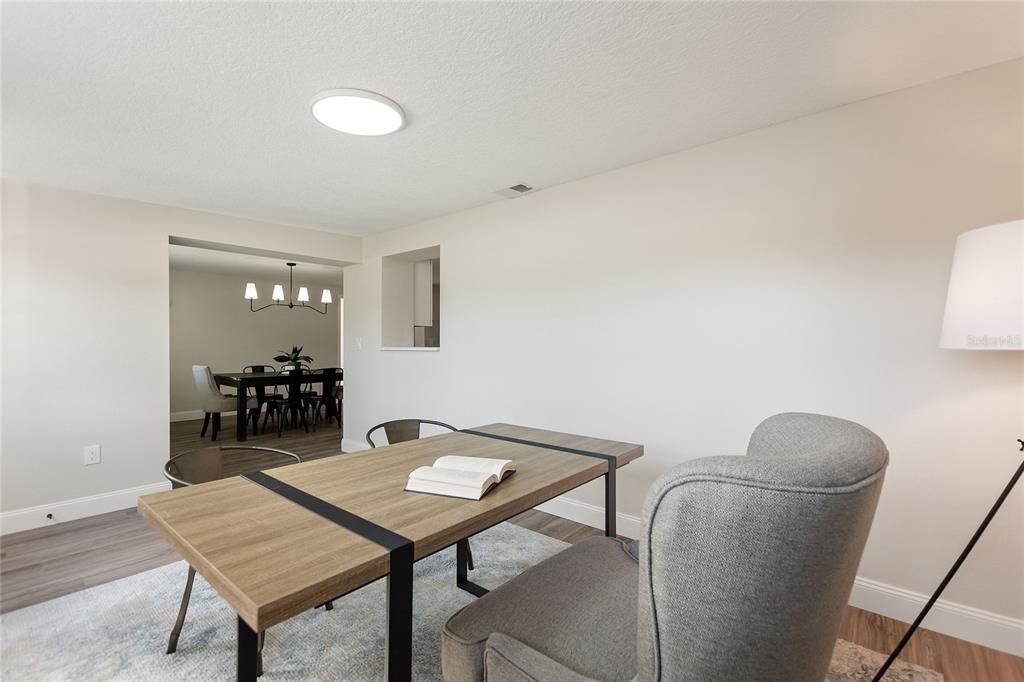 待售: $799,000 (3 贝兹, 2 浴室, 1739 平方英尺)