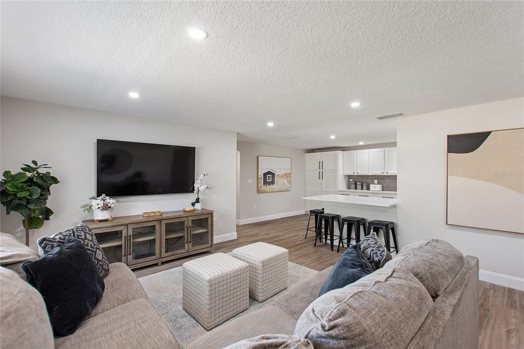 待售: $799,000 (3 贝兹, 2 浴室, 1739 平方英尺)