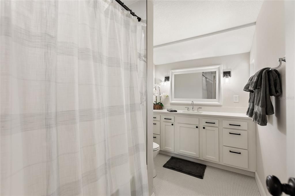 待售: $799,000 (3 贝兹, 2 浴室, 1739 平方英尺)