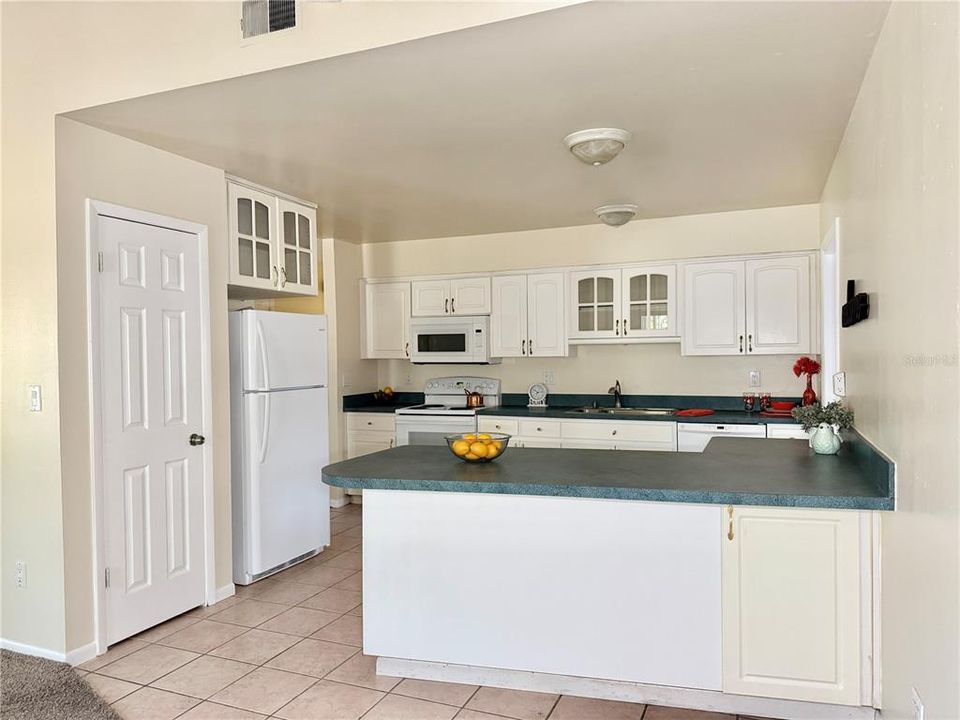 En Venta: $335,000 (3 camas, 2 baños, 1184 Pies cuadrados)