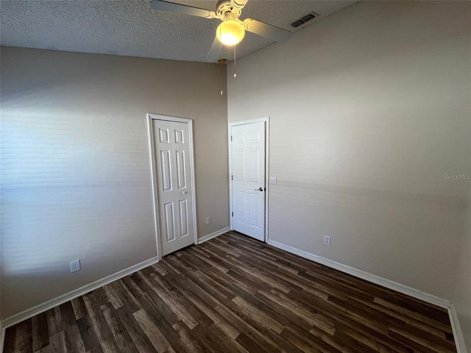 出租: $2,067 (3 贝兹, 2 浴室, 1459 平方英尺)