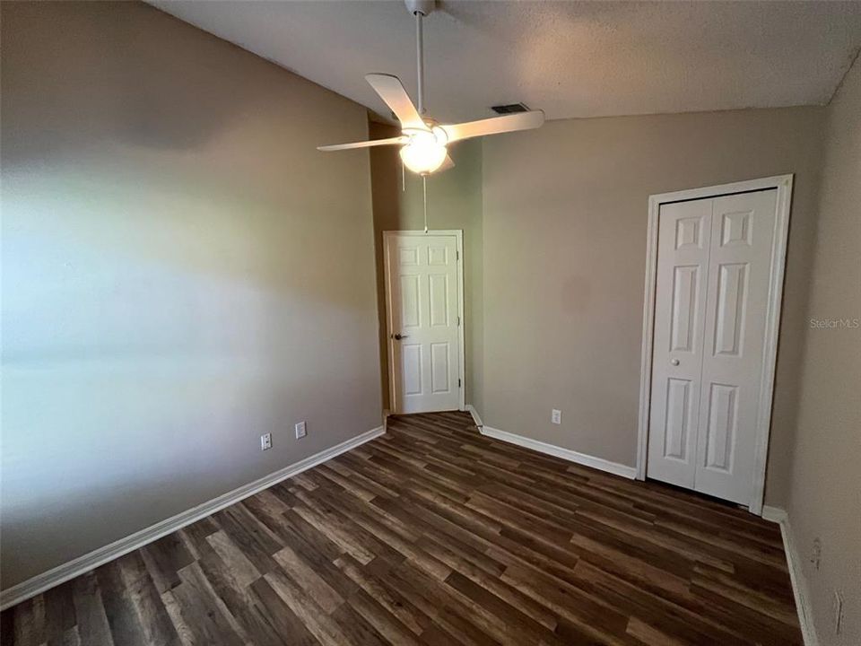 出租: $2,067 (3 贝兹, 2 浴室, 1459 平方英尺)