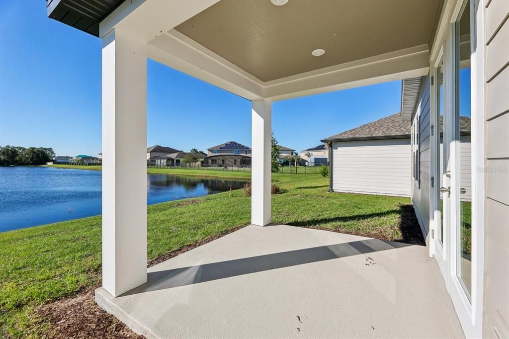 合同活跃: $499,990 (4 贝兹, 2 浴室, 1906 平方英尺)