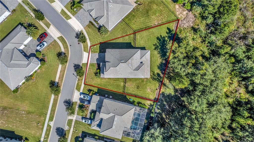 For Sale: $680,000 (5 beds, 4 baths, 3949 Square Feet)