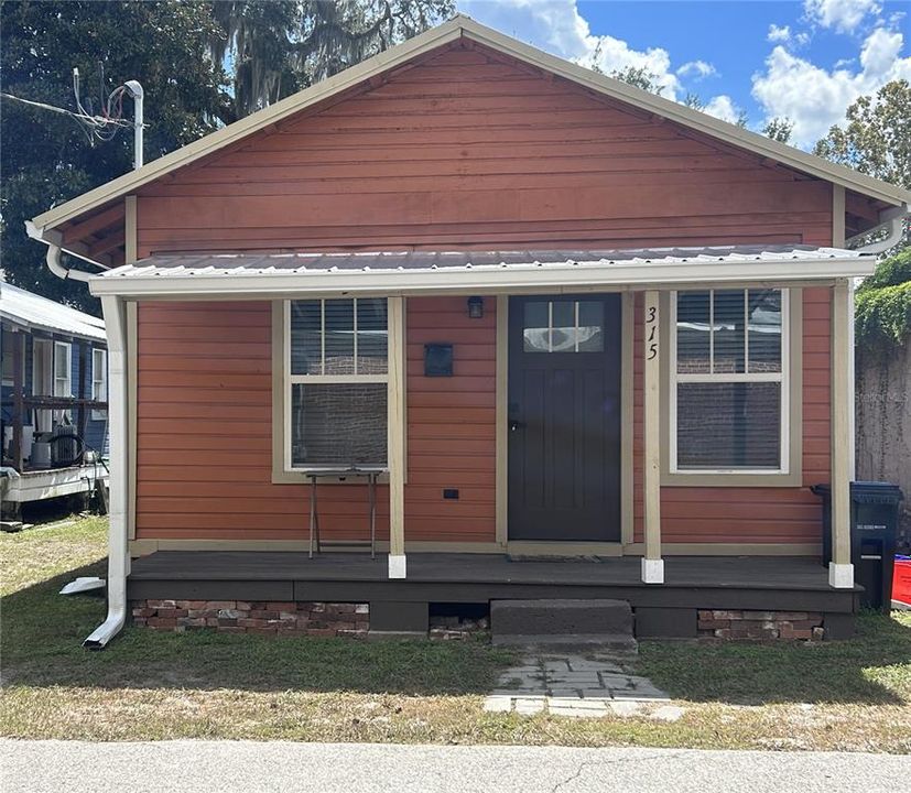 For Rent: $1,300 (1 beds, 1 baths, 540 Square Feet)