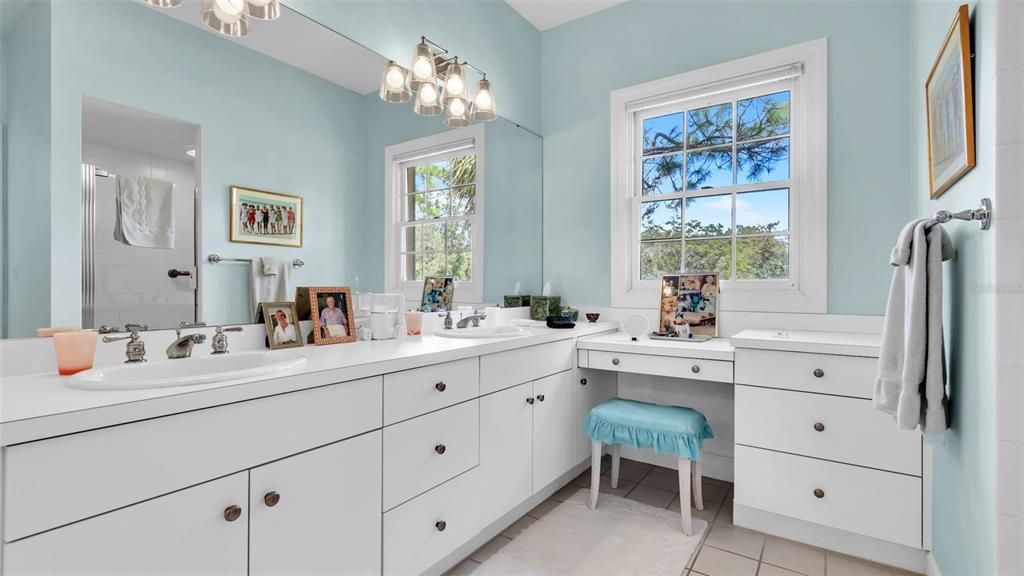 待售: $1,450,000 (4 贝兹, 3 浴室, 3292 平方英尺)