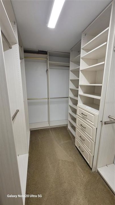 For Rent: $2,200 (3 beds, 2 baths, 1752 Square Feet)