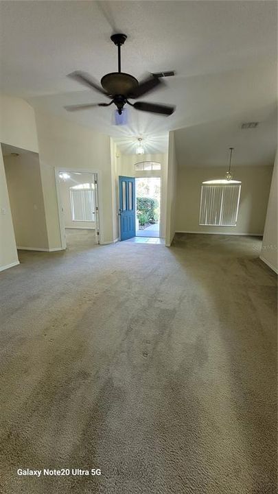 For Rent: $2,200 (3 beds, 2 baths, 1752 Square Feet)