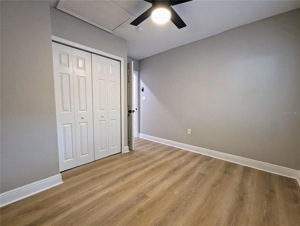 На продажу: $265,000 (2 спален, 1 ванн, 762 Квадратных фут)