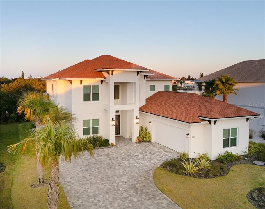 待售: $2,200,000 (4 贝兹, 4 浴室, 3895 平方英尺)